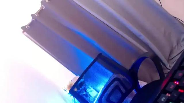 Image 12 of dayanahugecock69 Stream on Chaturbate on 18 months ago
