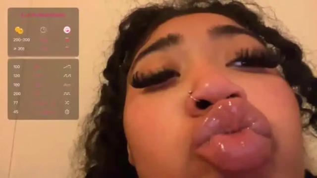 Image 10 of dayqueen1 Stream on Chaturbate on 14 months ago