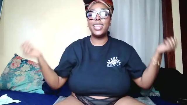Image 3 of dchcco Stream on Chaturbate on 13 months ago
