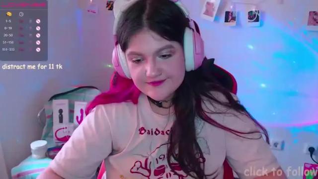 Image 6 of de_v1l Stream on Chaturbate on 27 months ago