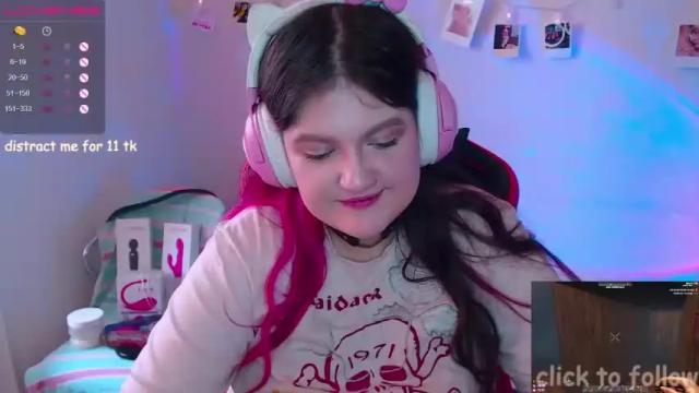 Image 7 of de_v1l Stream on Chaturbate on 27 months ago