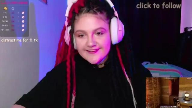 Image 12 of de_v1l Stream on Chaturbate on 27 months ago