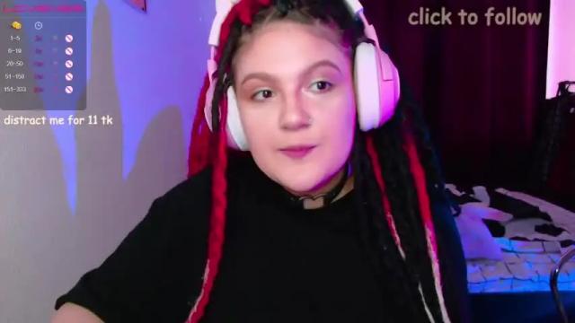 Image 4 of de_v1l Stream on Chaturbate on 27 months ago