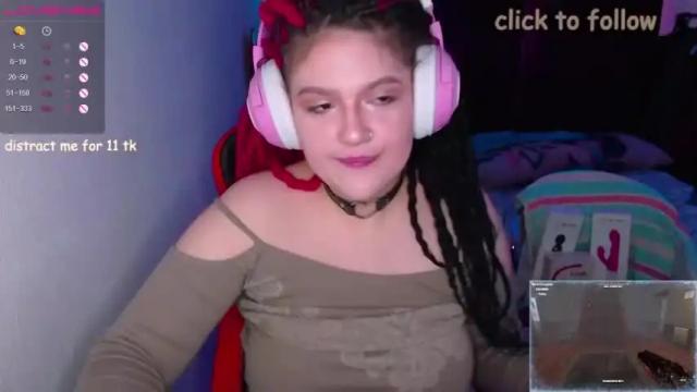 Image 8 of de_v1l Stream on Chaturbate on 27 months ago