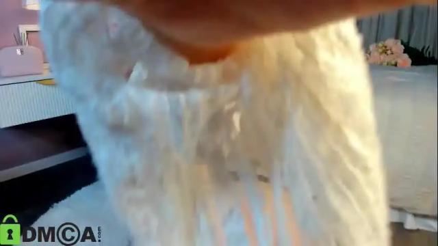 Image 7 of dearly_emily Stream on Chaturbate on 17 days ago