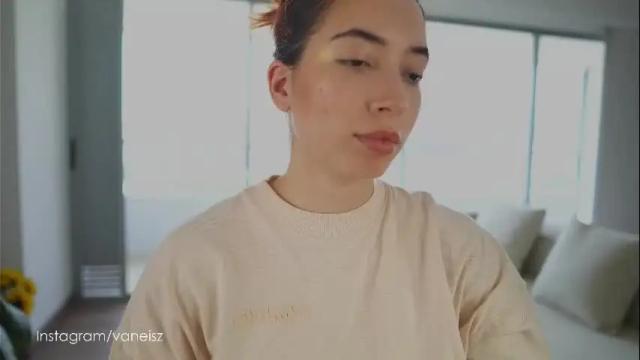 Image 2 of dearnina Stream on Chaturbate on 1 month ago