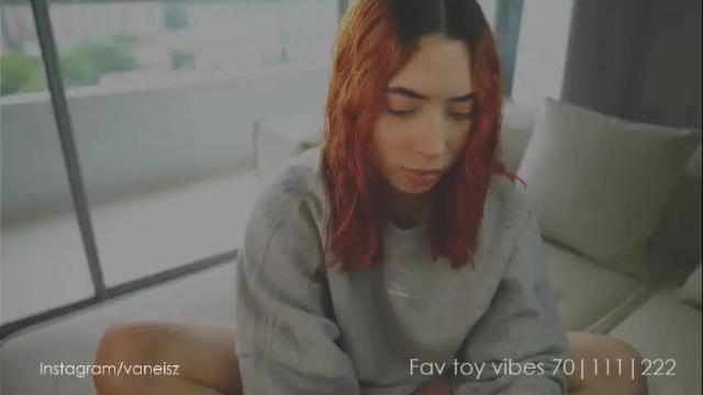 Image 2 of dearnina Stream on Chaturbate on 27 days ago