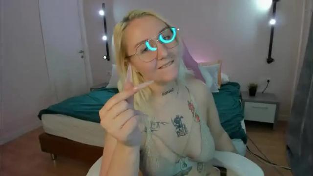 Image 3 of debbie_taylor Stream on Chaturbate on 2 months ago