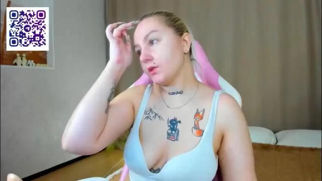 Image 2 of debbie_taylor Stream on Chaturbate on 24 days ago