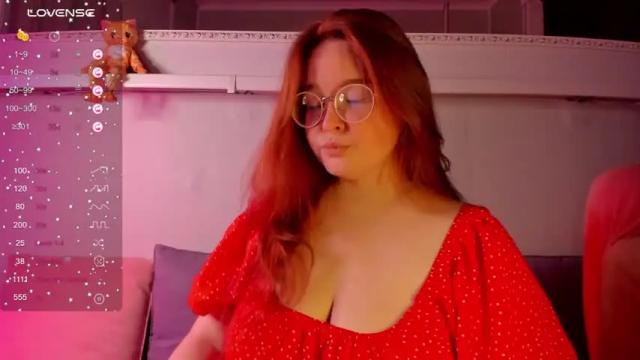 Image 7 of debbiewood Stream on Chaturbate on 14 months ago