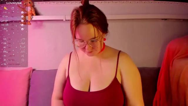 Image 10 of debbiewood Stream on Chaturbate on 14 months ago