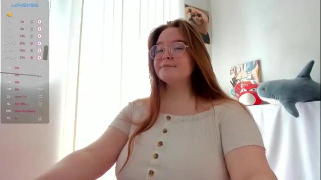 Image 7 of debbiewood Stream on Chaturbate on 26 days ago