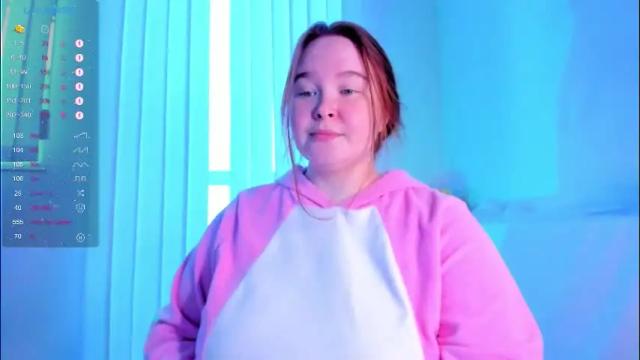 Image 12 of debbiewood Stream on Chaturbate on 11 days ago