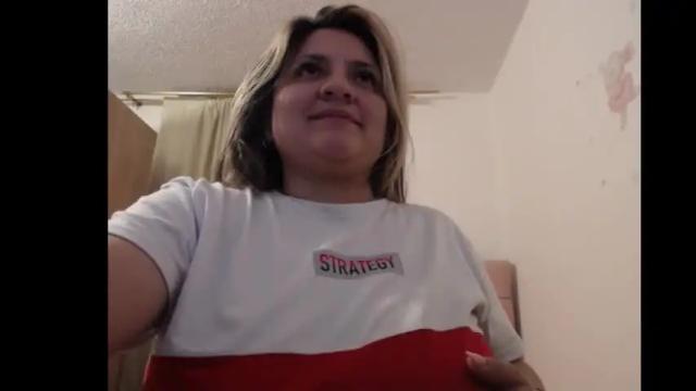 Image 10 of debie_lehee Stream on Chaturbate on 1 month ago