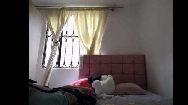 Image 7 of debie_lehee Stream on Chaturbate on 19 days ago