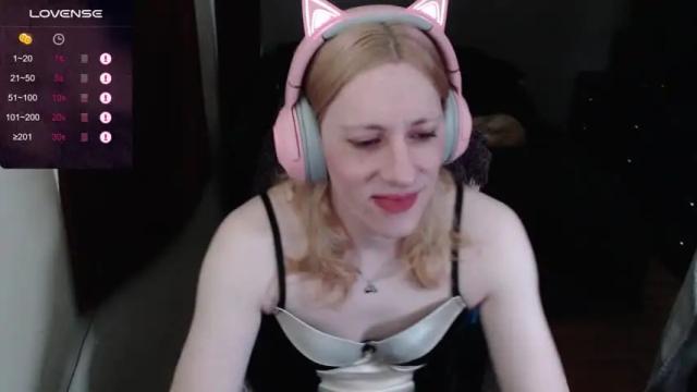 Image 4 of deborahcd Stream on Chaturbate on 27 months ago
