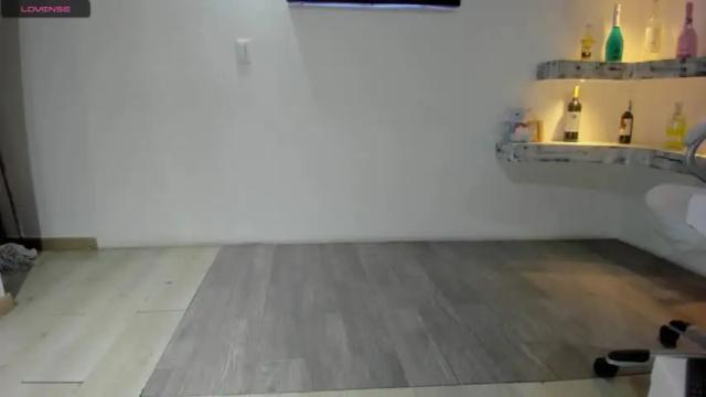 Image 7 of deboralombardi_ Stream on Chaturbate on 15 months ago