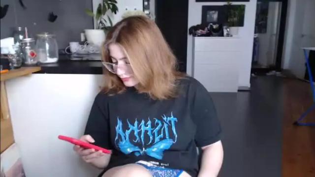 Image 6 of debratower Stream on Chaturbate on 13 months ago