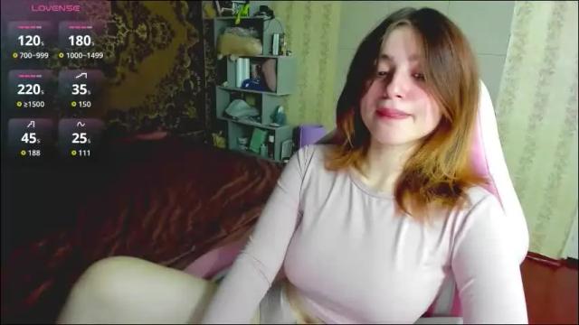 Image 3 of debratower Stream on Chaturbate on 1 month ago