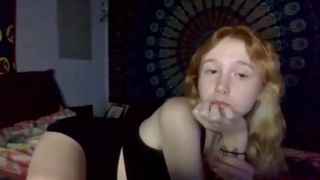 Image 7 of decaying_fairyy Stream on Chaturbate on 12 months ago