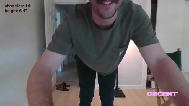 Image 6 of decentlytrey Stream on Chaturbate on 19 months ago