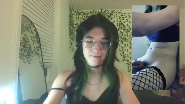 Image 8 of deciduousdoll Stream on Chaturbate on 4 months ago