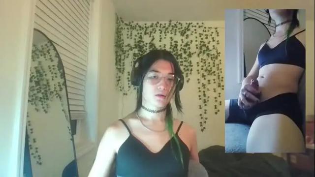 Image 6 of deciduousdoll Stream on Chaturbate on 4 months ago