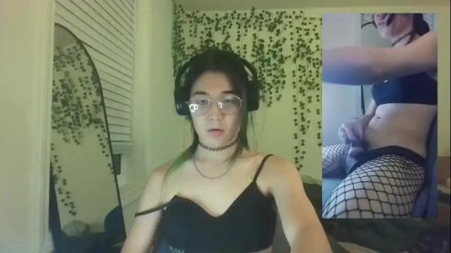 Image 11 of deciduousdoll Stream on Chaturbate on 4 months ago