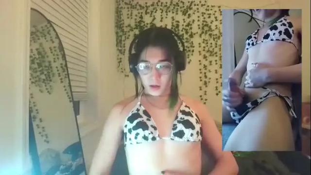 Image 11 of deciduousdoll Stream on Chaturbate on 4 months ago