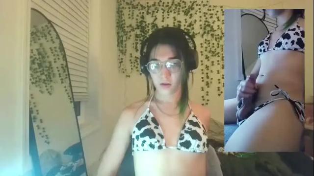 Image 6 of deciduousdoll Stream on Chaturbate on 4 months ago