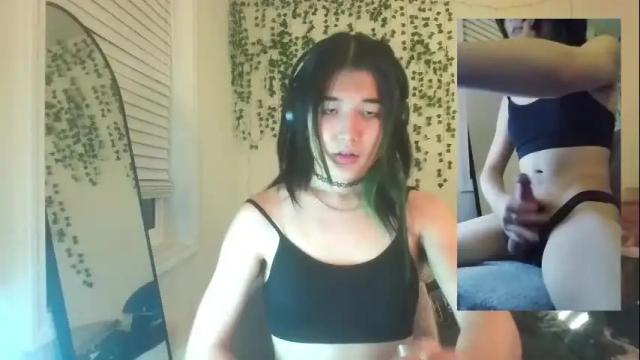 Image 11 of deciduousdoll Stream on Chaturbate on 4 months ago
