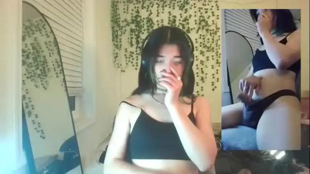 Image 6 of deciduousdoll Stream on Chaturbate on 4 months ago