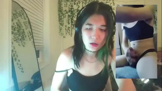 Image 8 of deciduousdoll Stream on Chaturbate on 4 months ago