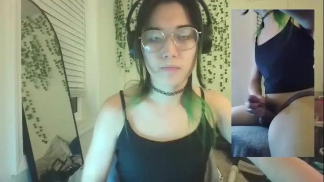 Image 12 of deciduousdoll Stream on Chaturbate on 3 months ago