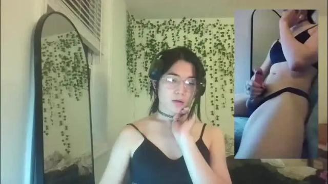 Image 8 of deciduousdoll Stream on Chaturbate on 2 months ago