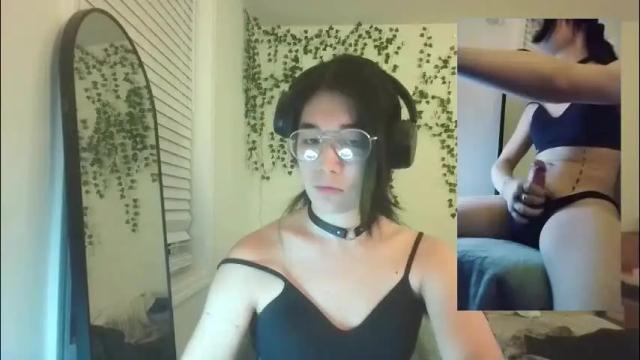 Image 2 of deciduousdoll Stream on Chaturbate on 2 months ago