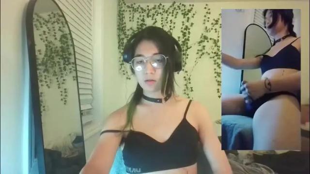 Image 4 of deciduousdoll Stream on Chaturbate on 2 months ago