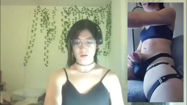 Image 2 of deciduousdoll Stream on Chaturbate on 1 month ago