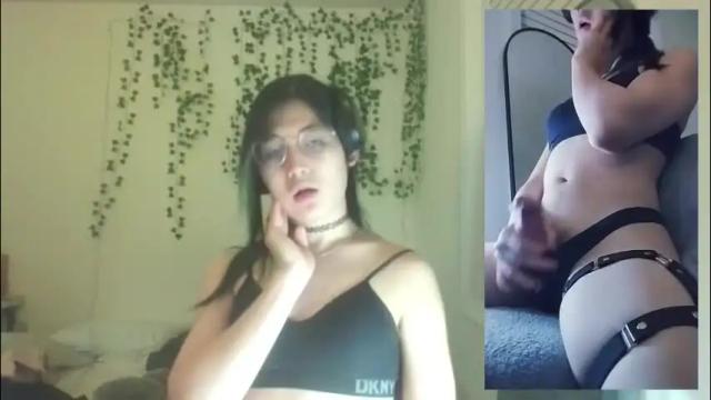 Image 8 of deciduousdoll Stream on Chaturbate on 1 month ago