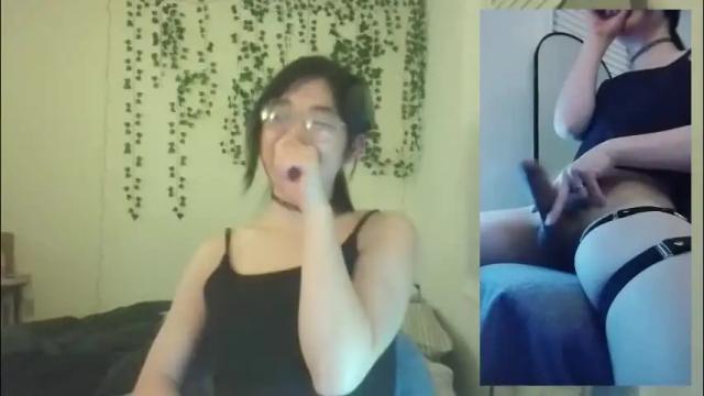 Image 2 of deciduousdoll Stream on Chaturbate on 1 month ago