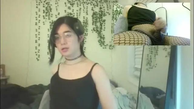 Image 10 of deciduousdoll Stream on Chaturbate on 1 month ago