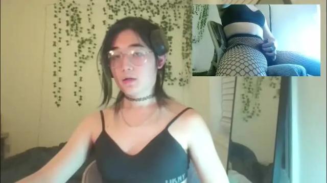 Image 7 of deciduousdoll Stream on Chaturbate on 1 month ago