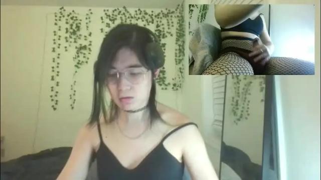 Image 3 of deciduousdoll Stream on Chaturbate on 27 days ago