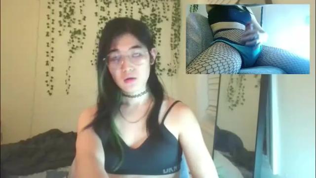 Image 2 of deciduousdoll Stream on Chaturbate on 20 days ago
