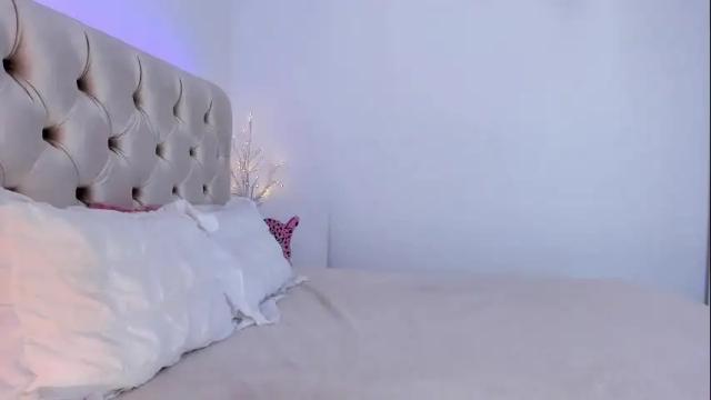Image 4 of dee_nise Stream on Chaturbate on 15 days ago