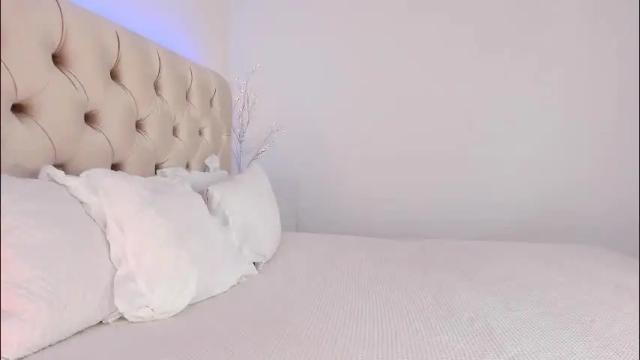 Image 4 of dee_nise Stream on Chaturbate on 1 month ago