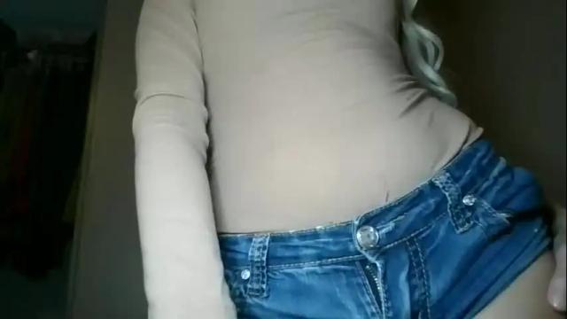 Image 2 of deepthroatmilf Stream on Chaturbate on 15 months ago