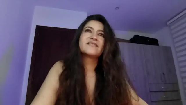 Image 11 of deesseluxure_ Stream on Chaturbate on 13 months ago