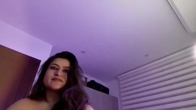 Image 4 of deesseluxure_ Stream on Chaturbate on 13 months ago