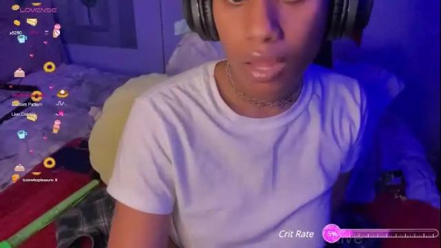Image 12 of default_olive Stream on Chaturbate on 1 month ago